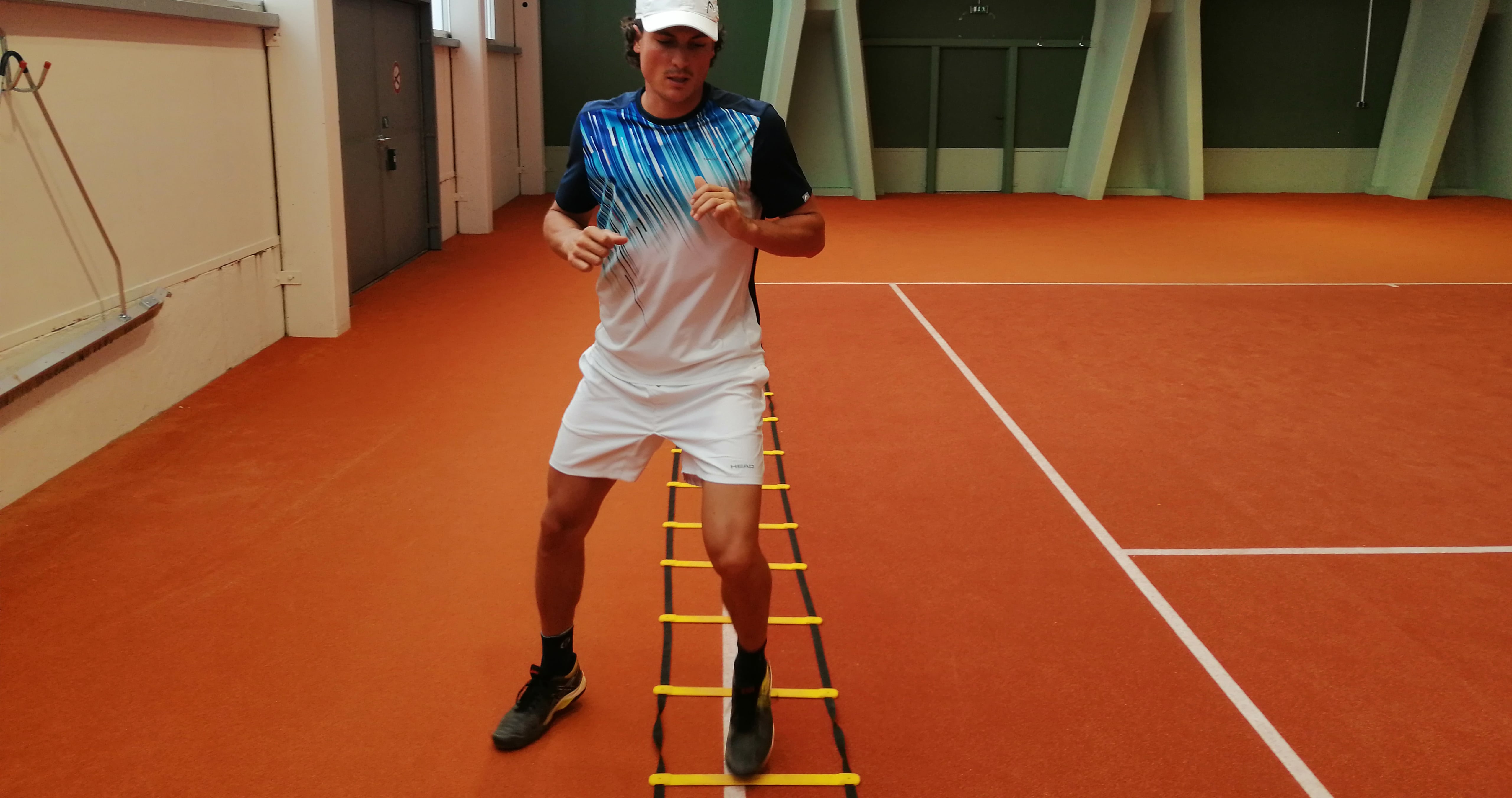 Fehler beim Tennis City Outlet Blog Dominik Wirlend Beinarbeit